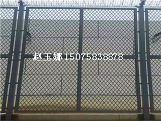 监狱刀刺隔离网安装效果