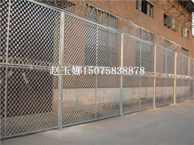 警戒区4.5米高隔离网