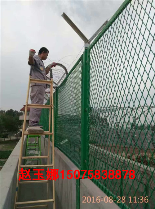 钢板网巡逻道钢网墙