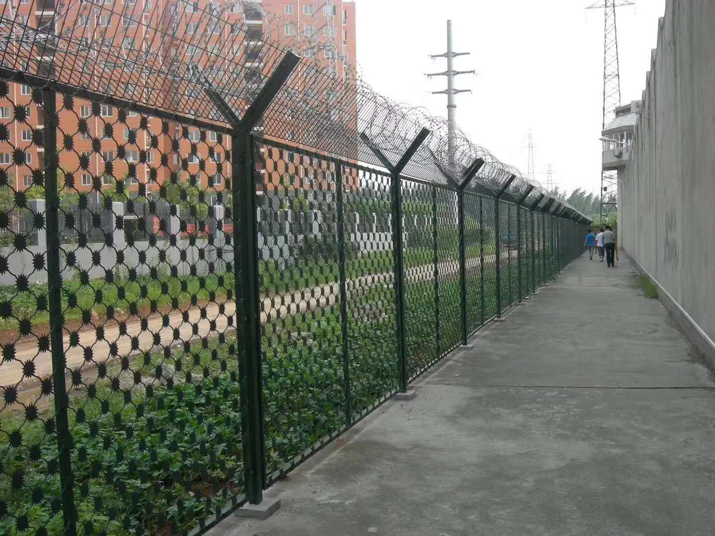 太阳花钢网墙