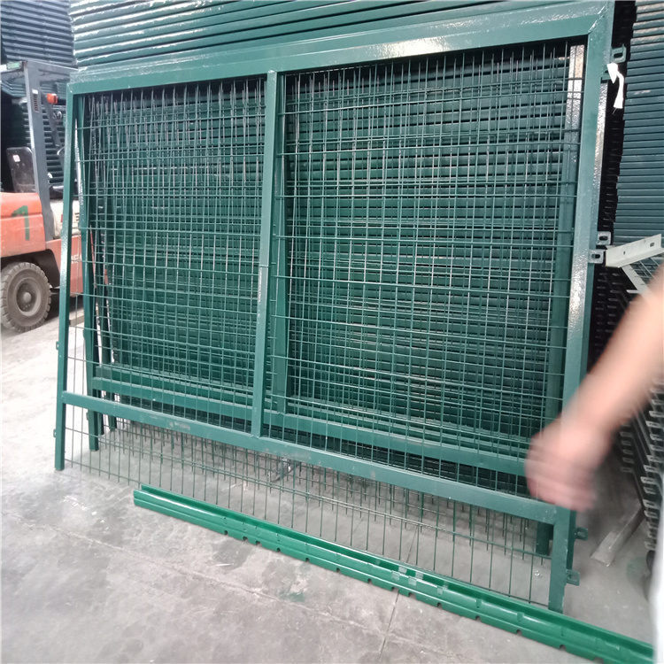 铁路防护栅栏的质量与价格是成正比的