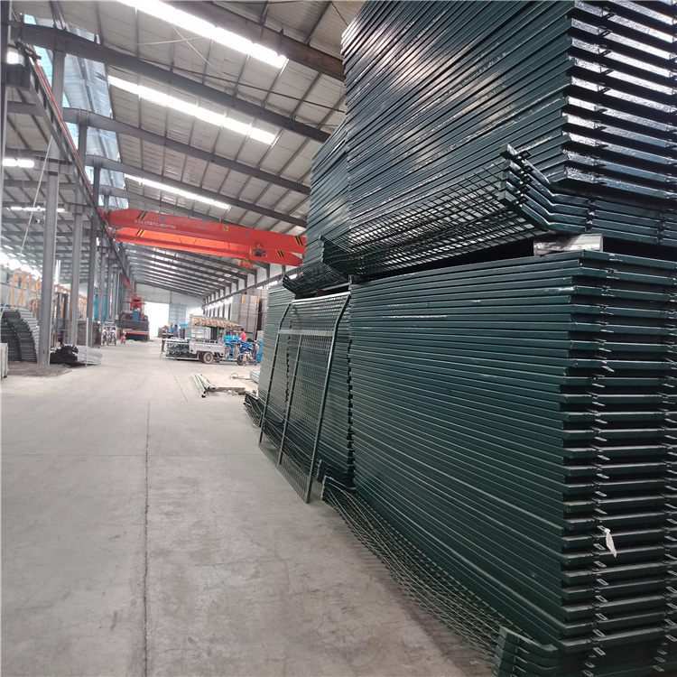 高铁与铁路线路防护栅栏施工方案-施工注意事项